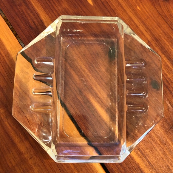 Art Deco Vintage Ashtray - Picture 3 of 7